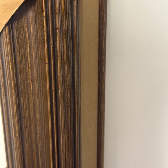 Elegant Brown Wooden Wall Frame - Picture 4 of 7